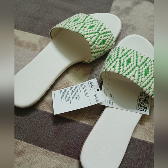H&M  Jacquard slides - Picture 10 of 10